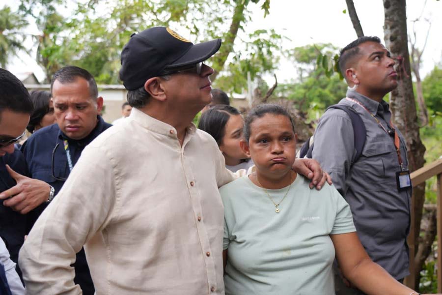 Gustavo Petro anunció para San Andrés reparación y edificación de vivienda,  alcantarillado y arborización - Noticias y Respuestas
